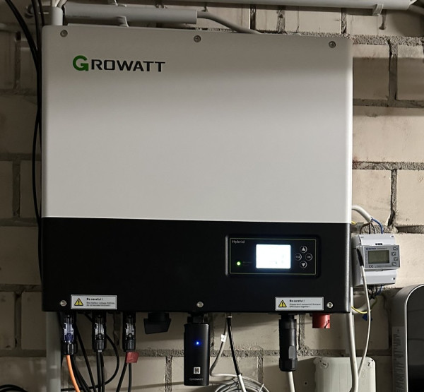 Growatt Wechselrichter.jpg